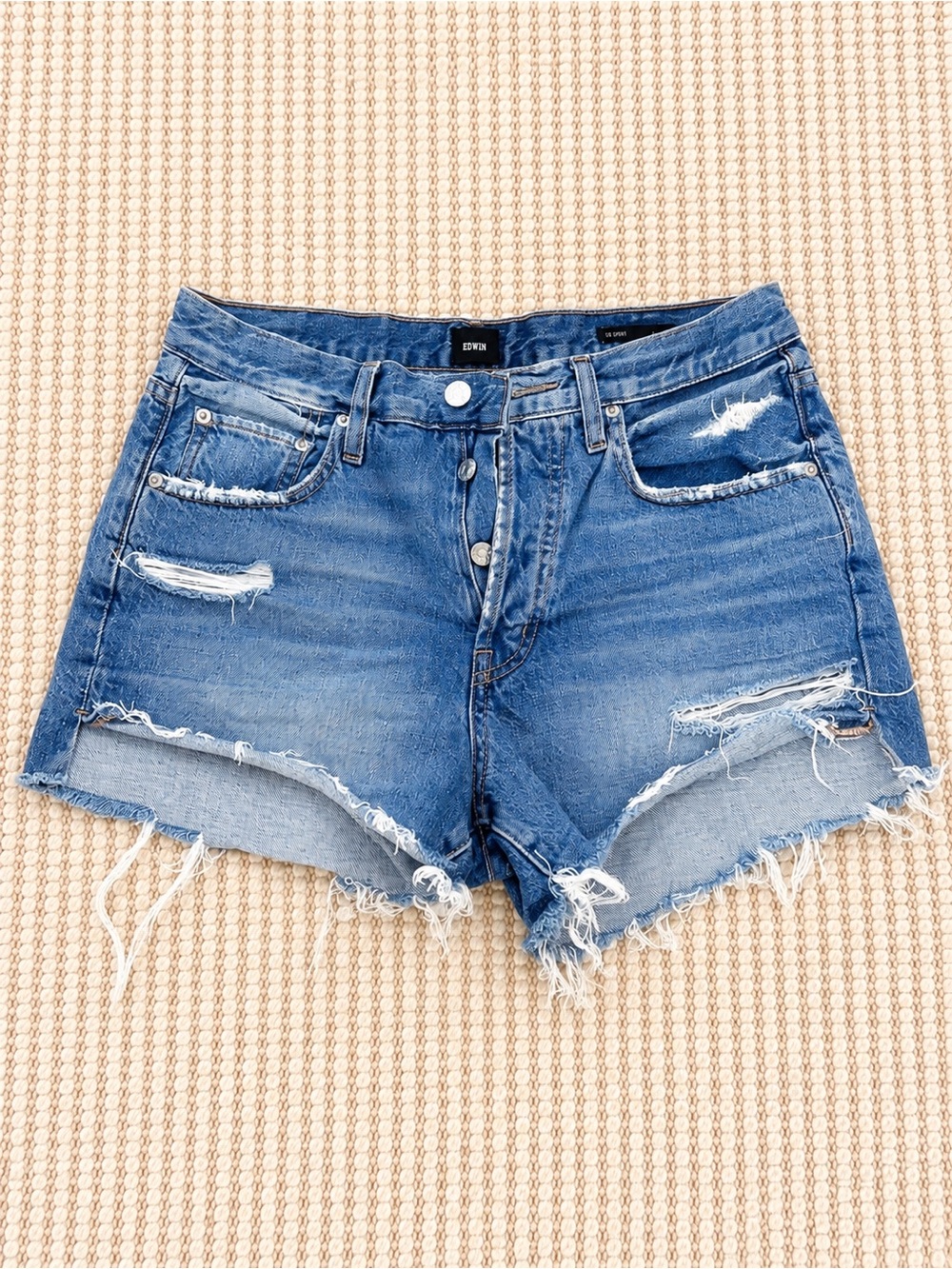 Edwin Cai Distressed Denim Cutoff Shorts Women’s Size 28 Made in USA 4” Inseam